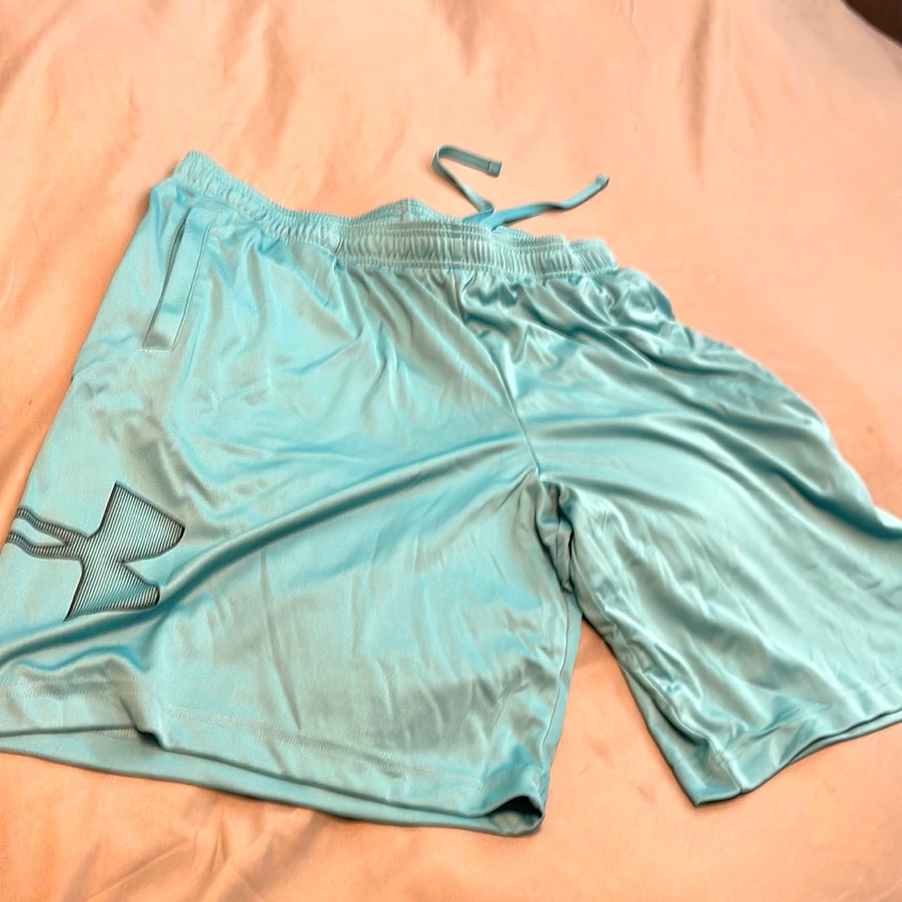 Basketball shorts